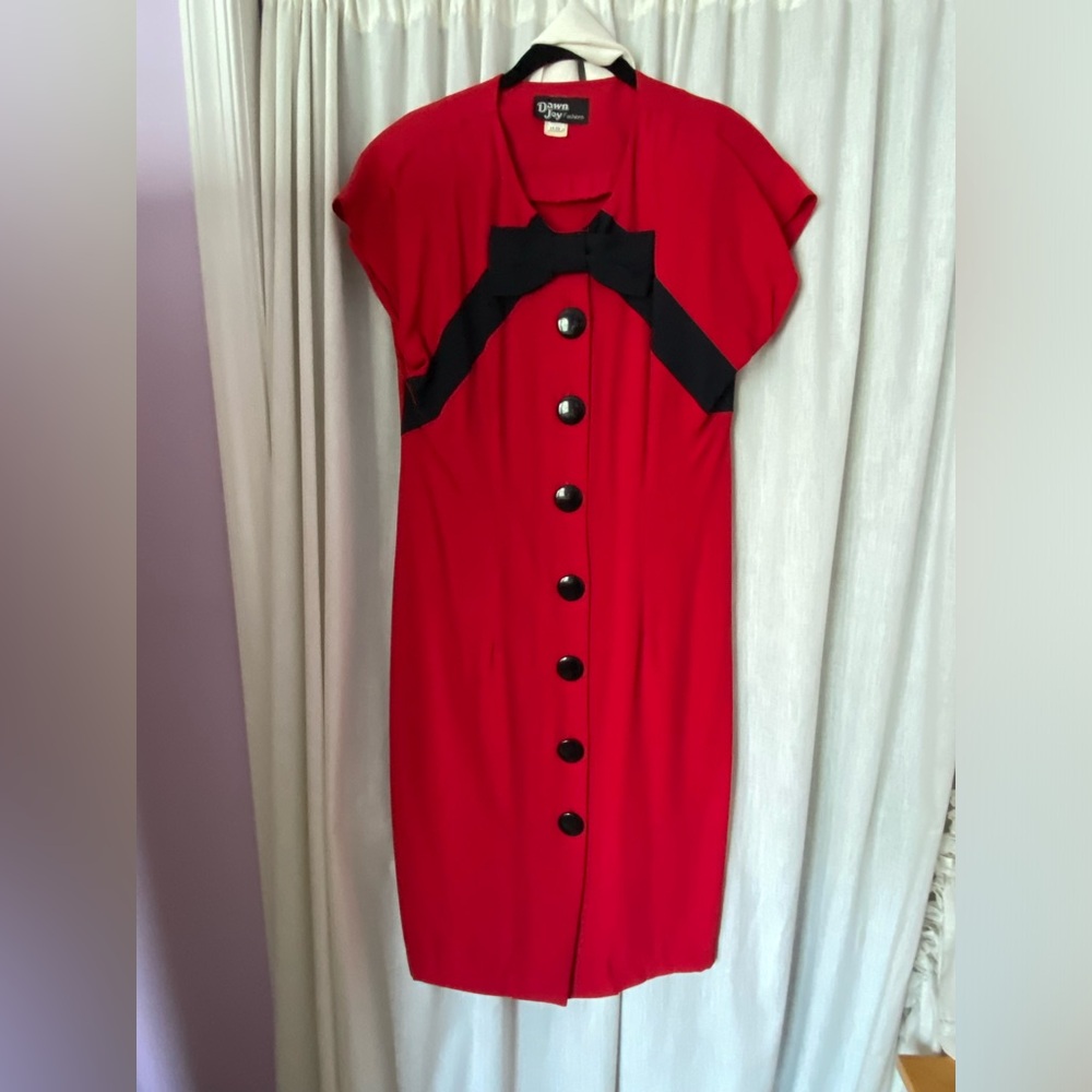 Vintage Red & Black Dress With White Scarf 🧣 Dawn Joy Fashions Size Woman’s 8